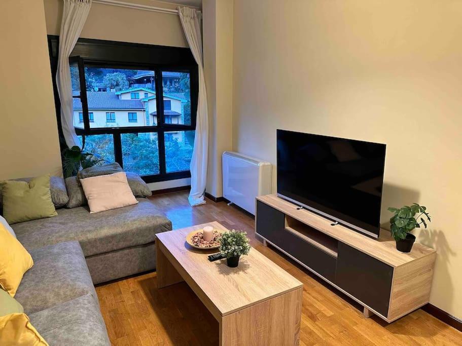 Apartamento Con Vistas A La Montana インフィエスト エクステリア 写真